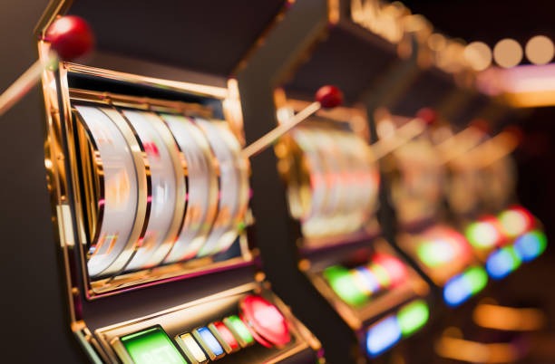 Slot game multiplier and symbol values Slot game Prize Table showing multipliers